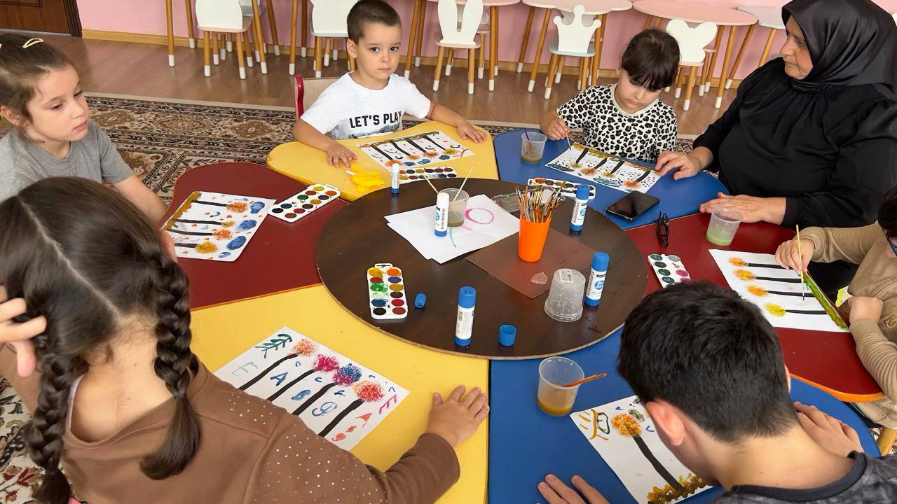 "Дары Осени": изготовление поделок с детьми с ОВЗ из природного материала